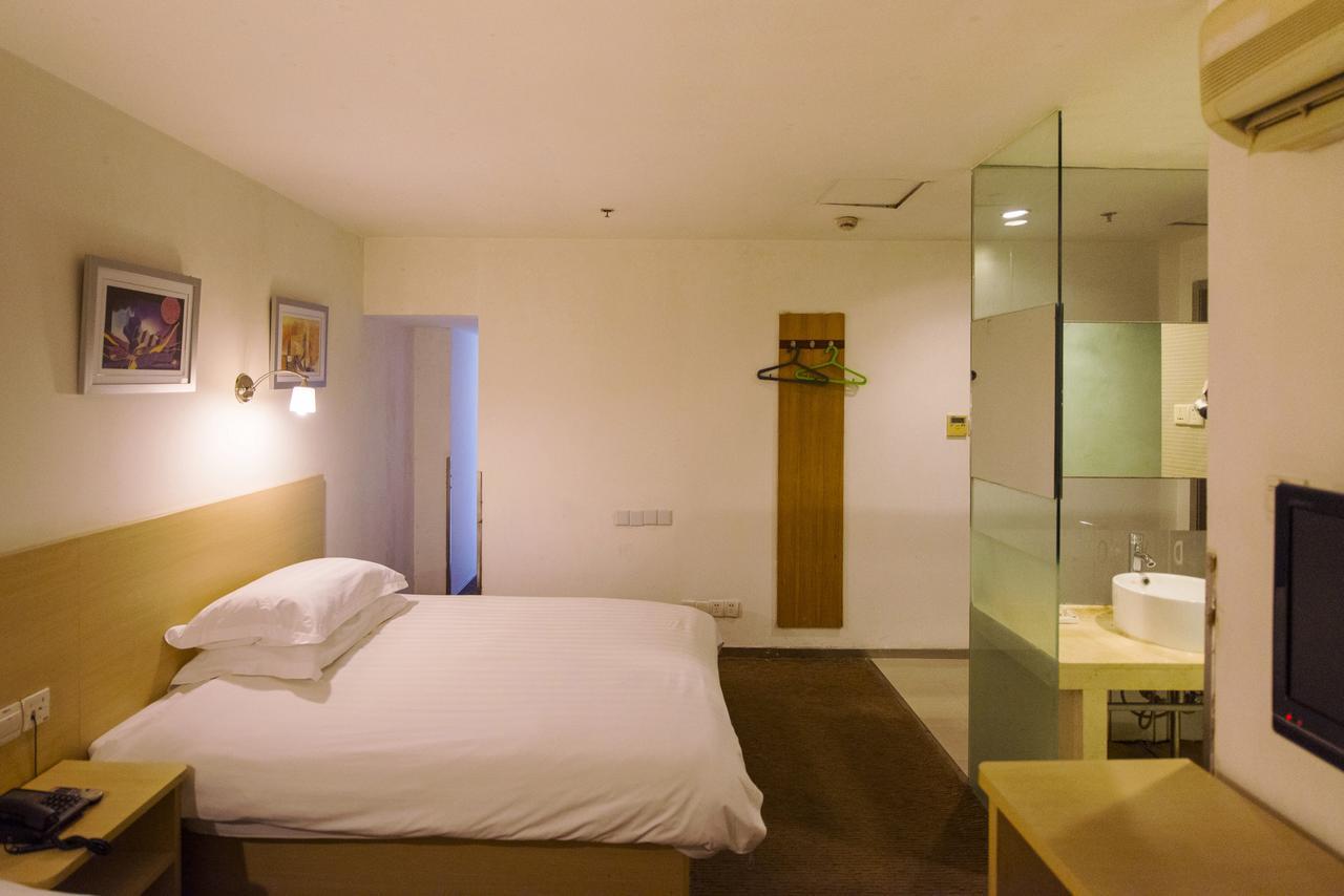 Motel Zhenjiang Jiefang Road Ngoại thất bức ảnh